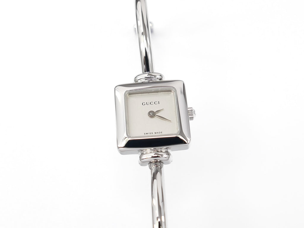 Gucci 1900L Silver Square Dial