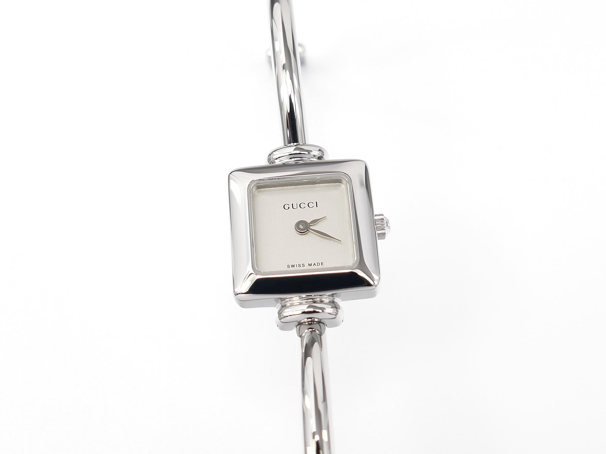 Gucci 1900L Silver Square Dial