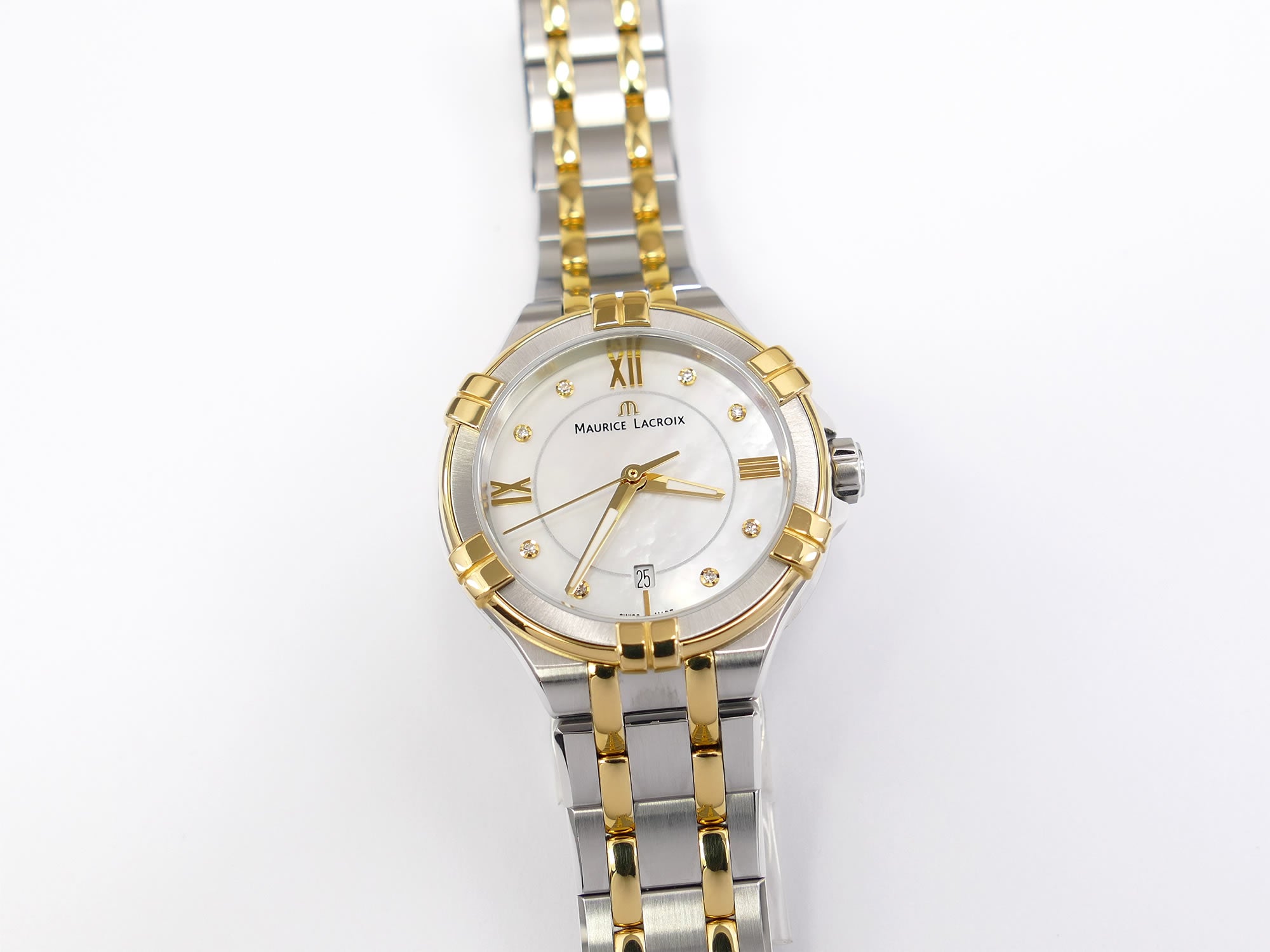 Maurice Lacroix Aikon AI1004 White