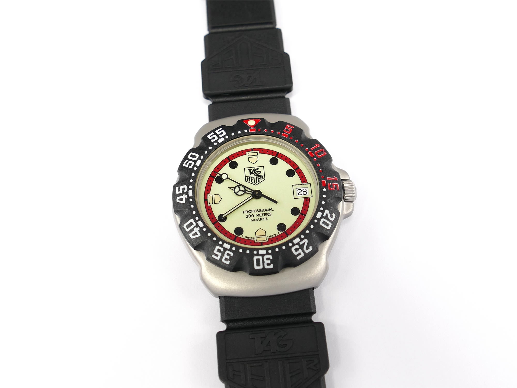 TAG Heuer Formula 1 WA1211 Luminous dial