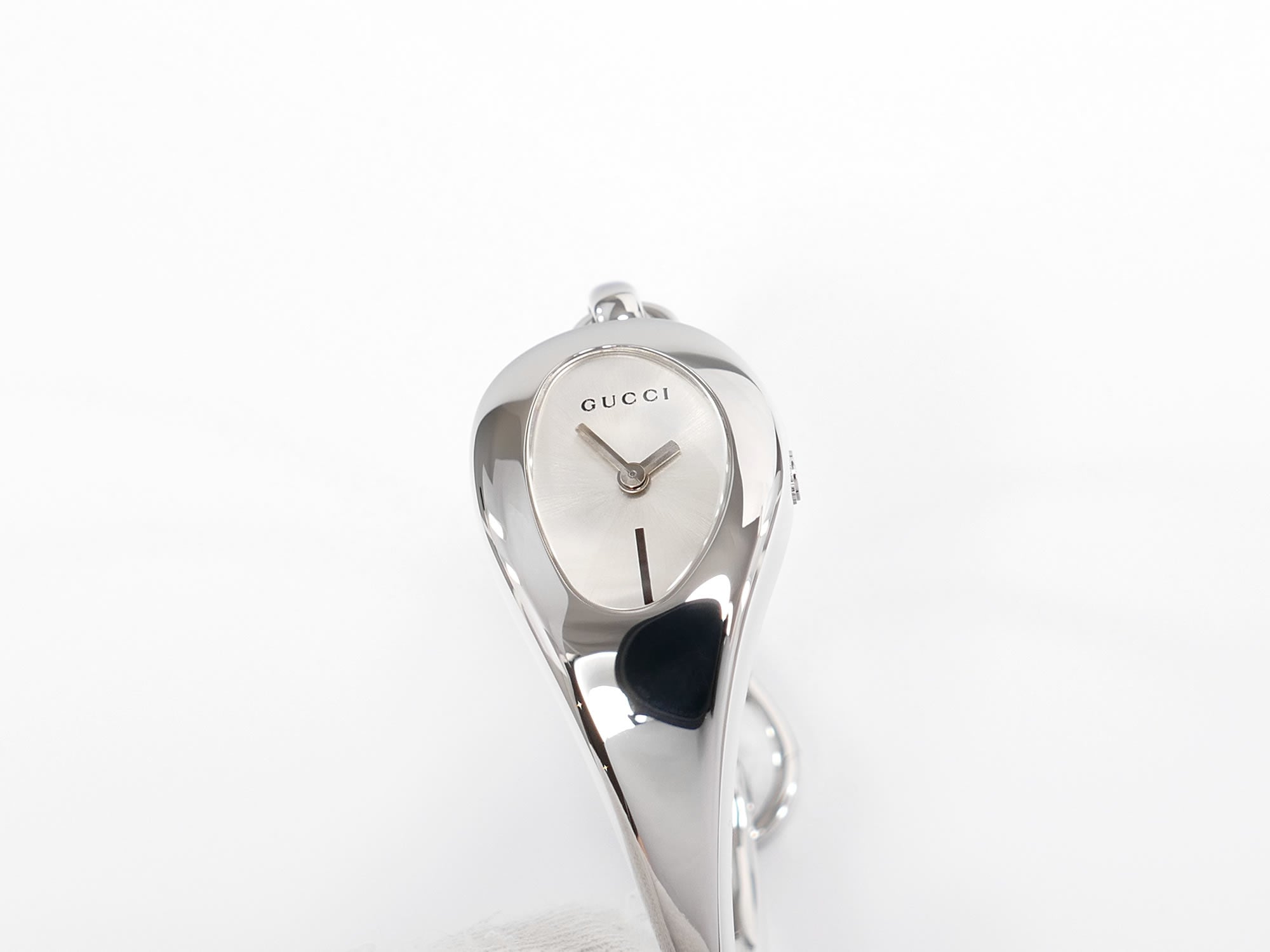 Gucci 103 Horsebit Silver Sunburst Dial