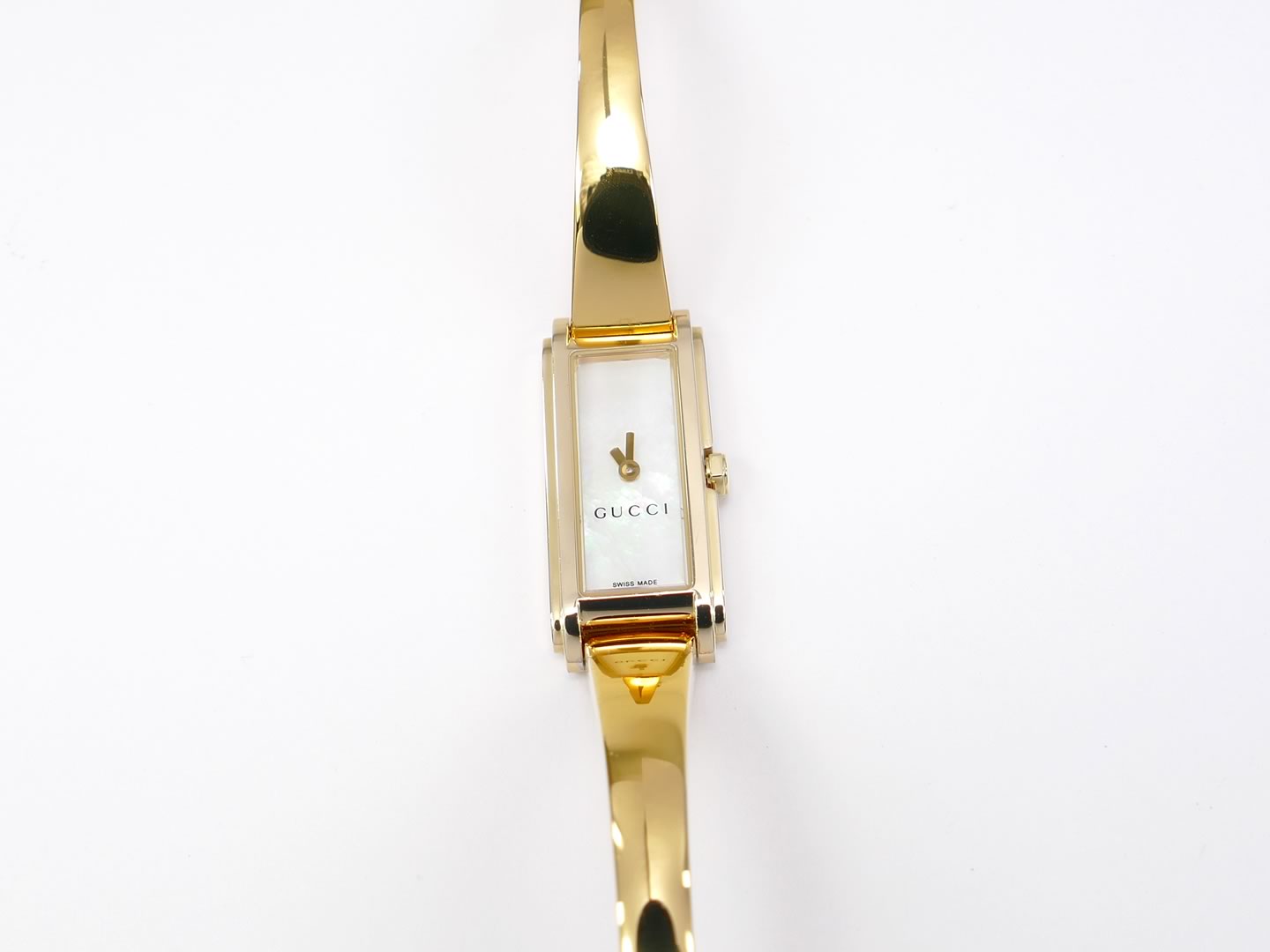 Gucci G-Line White Mother of Pearl 18k Gold YA109525
