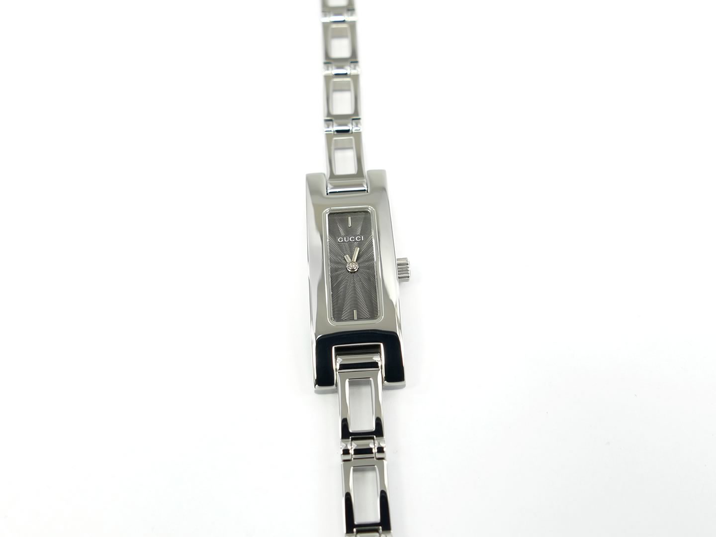 Gucci 3900L Grey Rectangular Dial