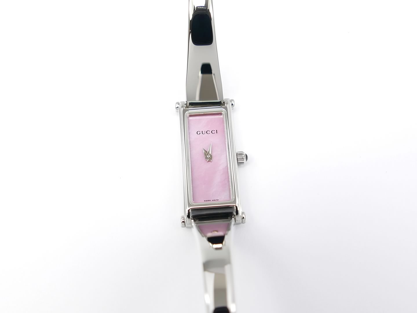 Gucci 1500L Pink Mother of Pearl Dial on Standard Bangle – SWWatches