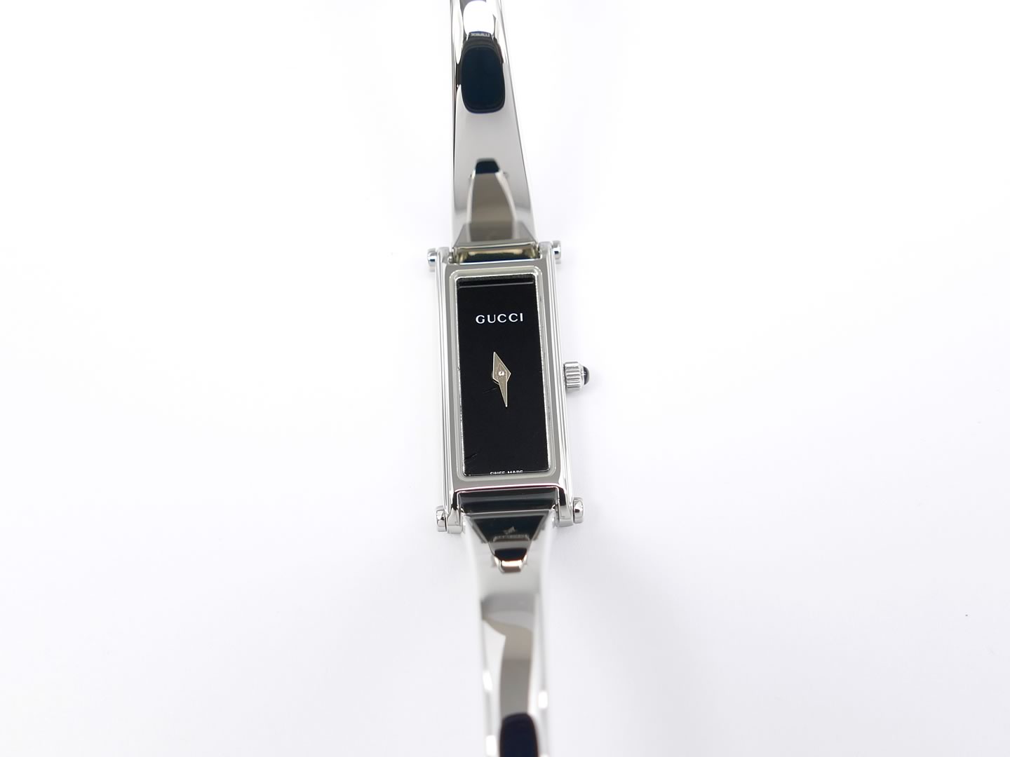 Gucci 1500L Black Rectangular Dial on Stainless Steel Bangle