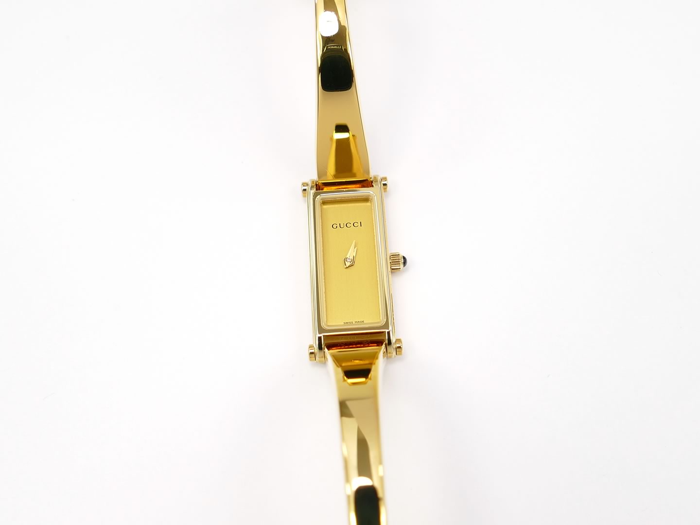 Gucci 1500L Champagne Dial 18k Gold Plated Quartz Watch