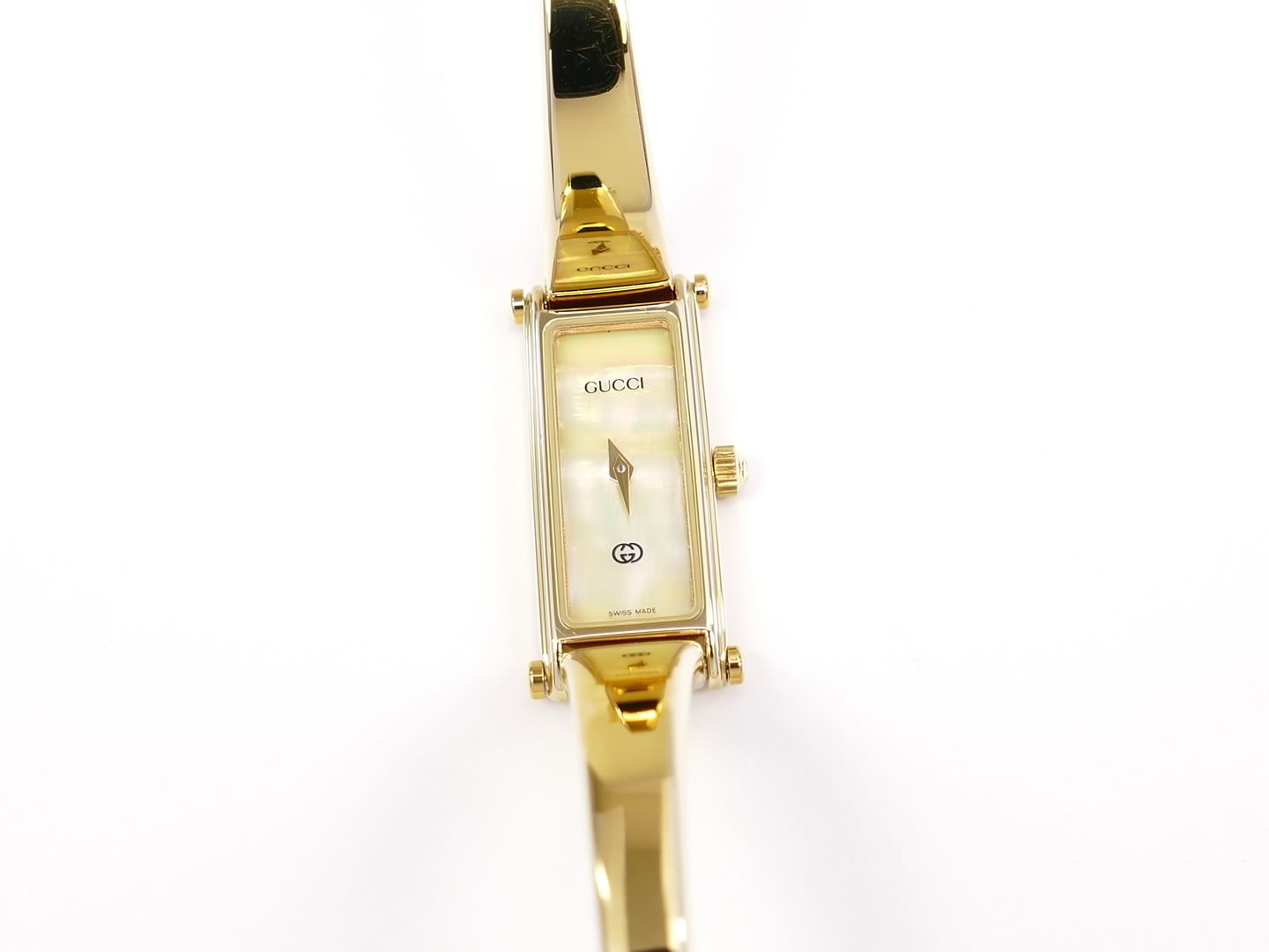Gucci 1500 White Mother of Pearl Dial 18k Gold Plated