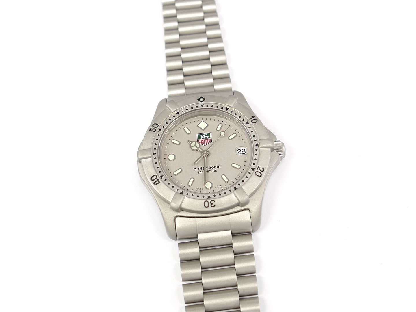 【美品】 TAG HEUER　962.213　2000 Professional TAG Heuer 2000 Classic Silver / Grey 962.213R Mid Size