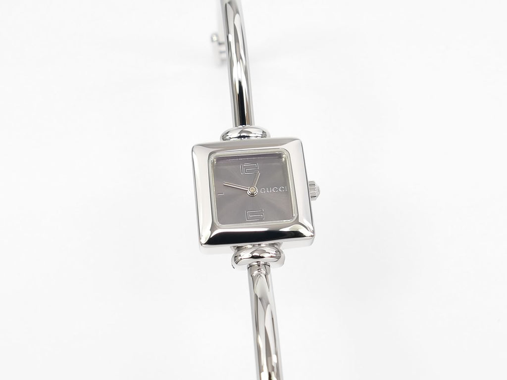 Gucci 1900L Grey Dial with Arabic 12 & 6