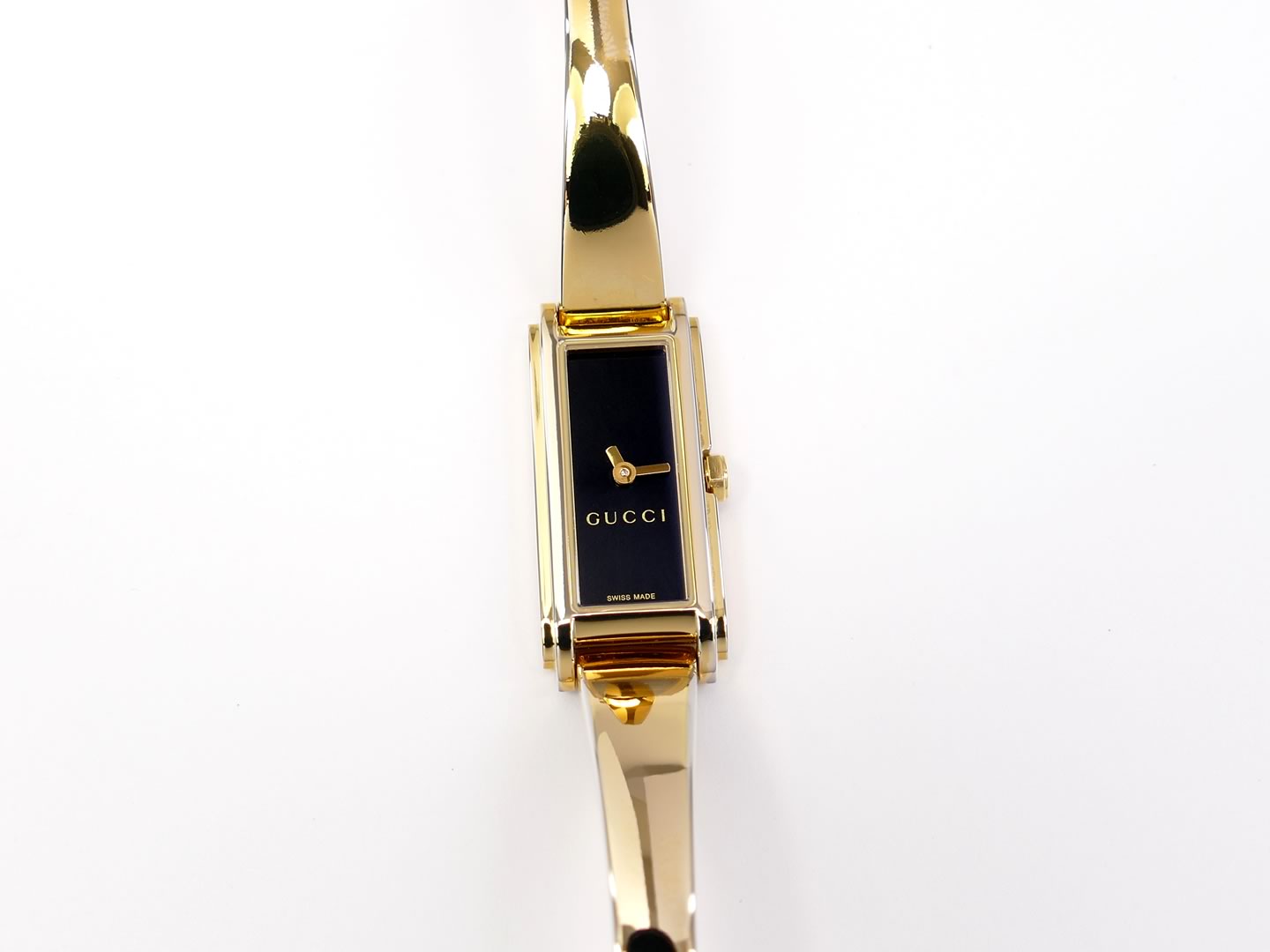 Gucci G-Line 109 Black Dial 18k Gold Plated YA109524