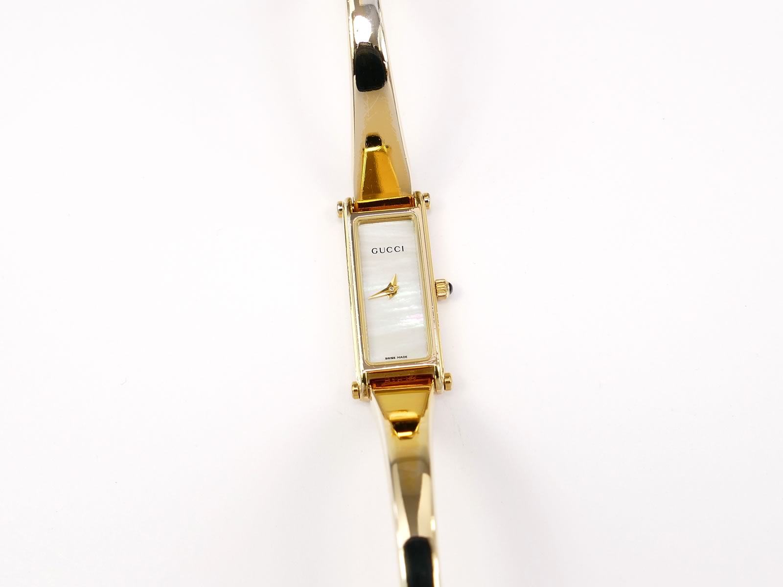 Gucci 1500L White Mother of Pearl Dial 18k Gold