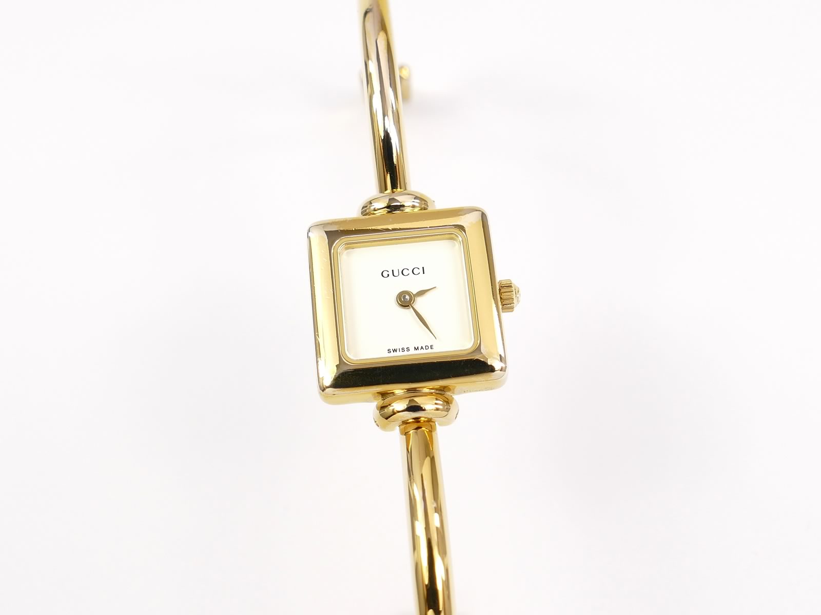 Gucci 1900L Square White Dial 18k Gold Plated 