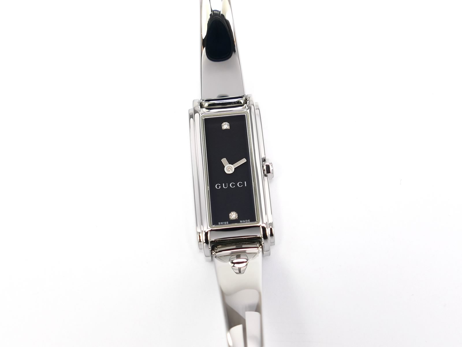 Gucci G-Line 109 Black Dial with 2 Diamonds YA109518