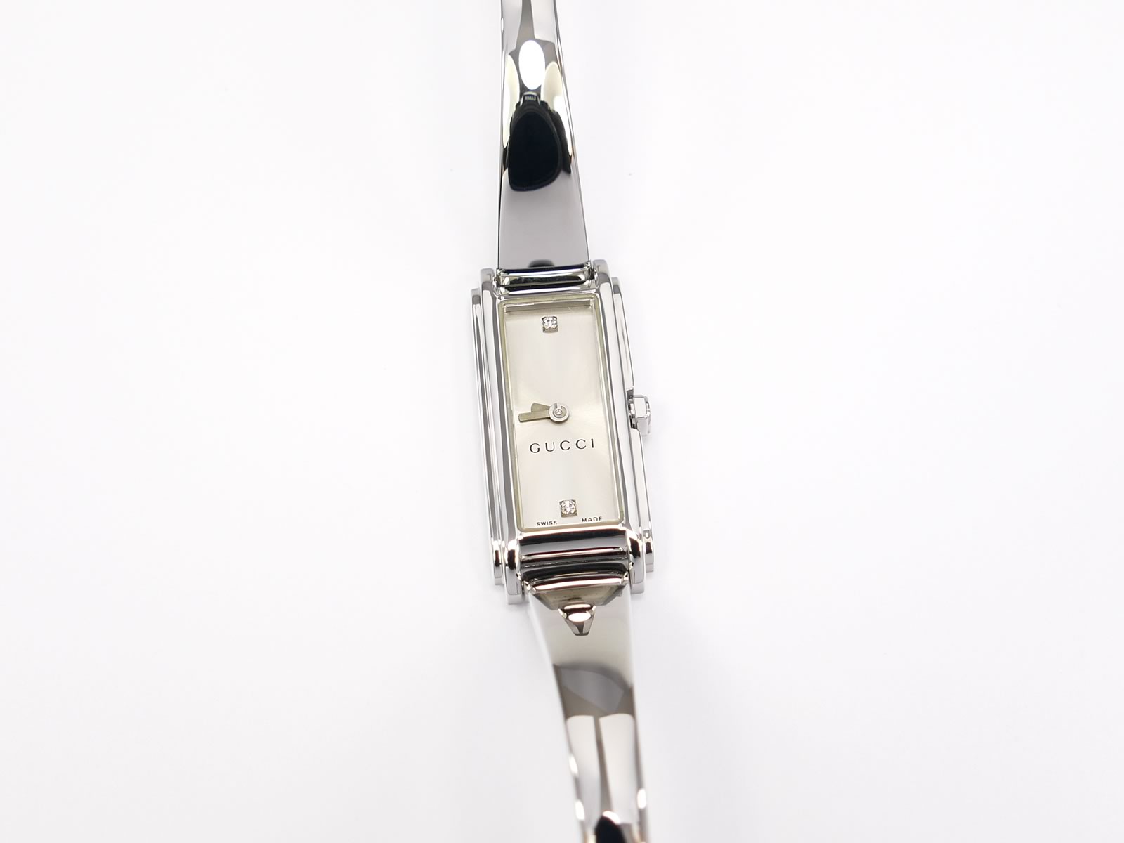 Gucci G-Line 109 Silver Dial with 2 Diamonds