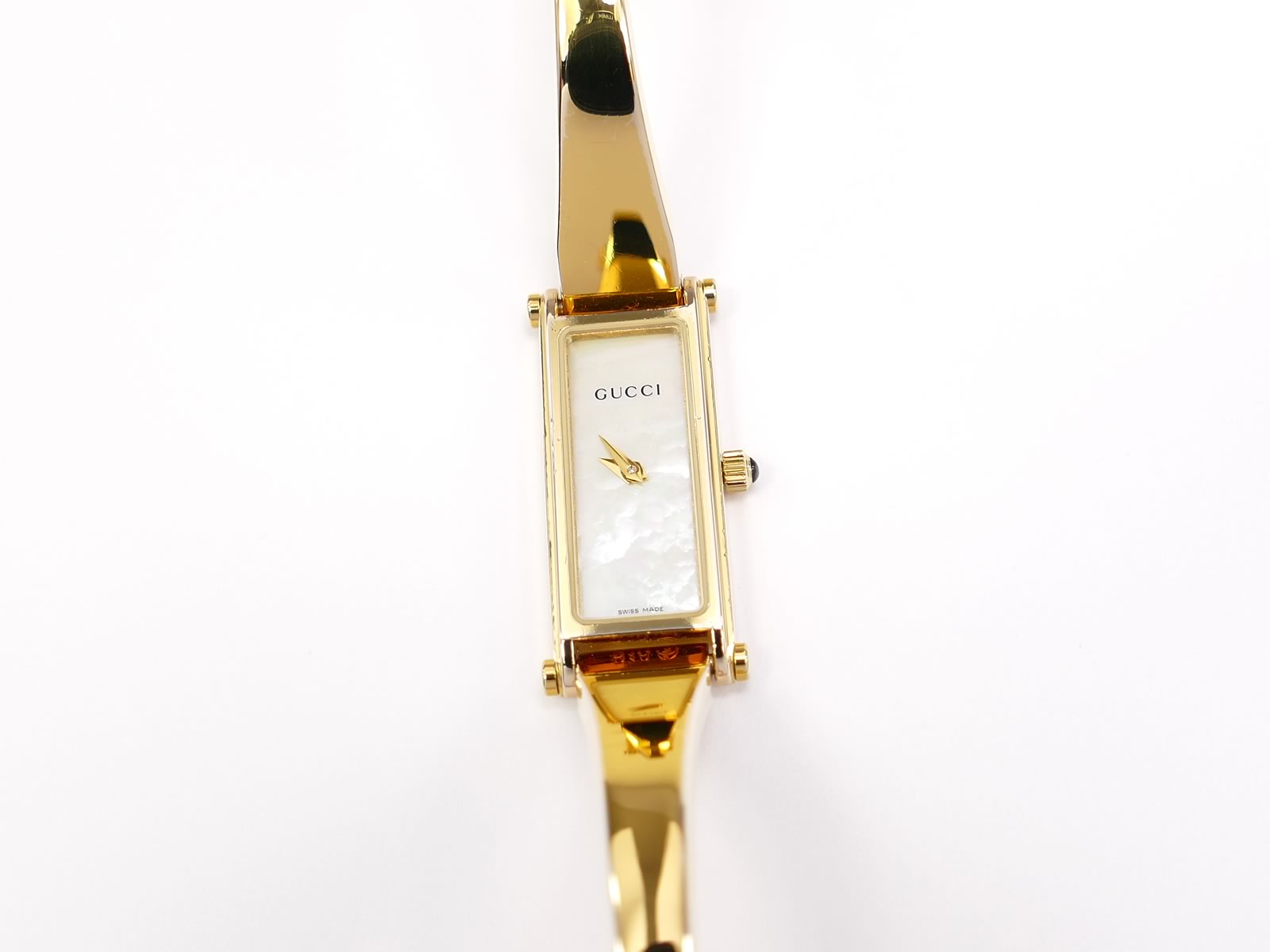 Gucci 1500L White Mother of Pearl Dial 18k Gold