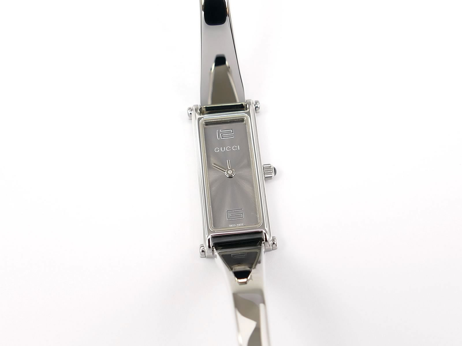 Gucci 1500L Grey Rectangular Dial 