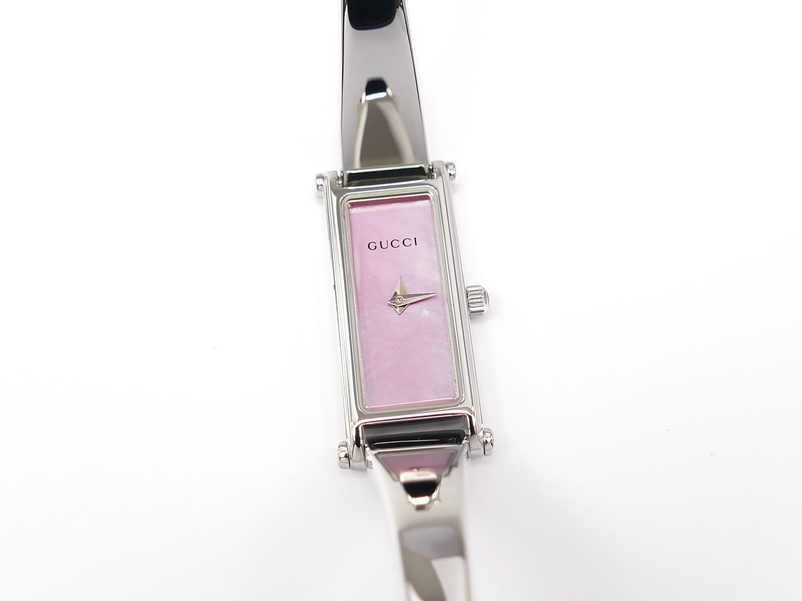 Gucci 1500L Pink Mother of Pearl Rectangular Dial
