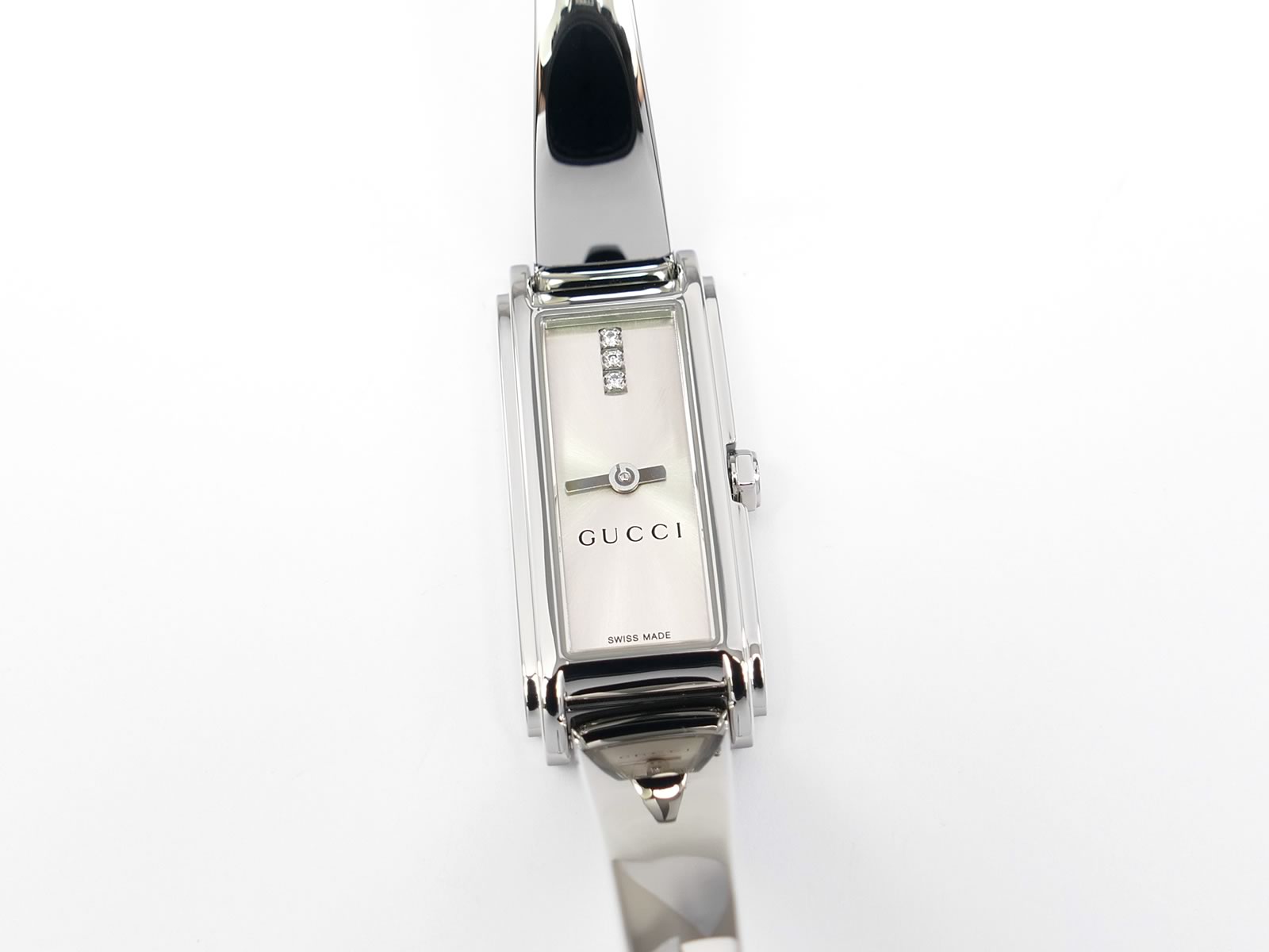 Gucci G-Line 109 Silver Dial with 3 Diamonds YA109516