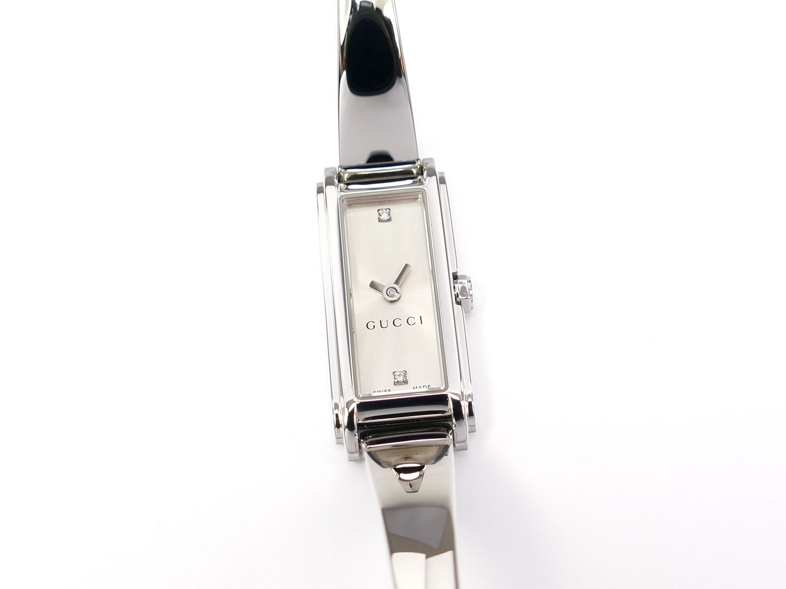 Gucci G-Line Silver 2 Diamond Dial on Stainless Steel Bangle YA109519 Boxed