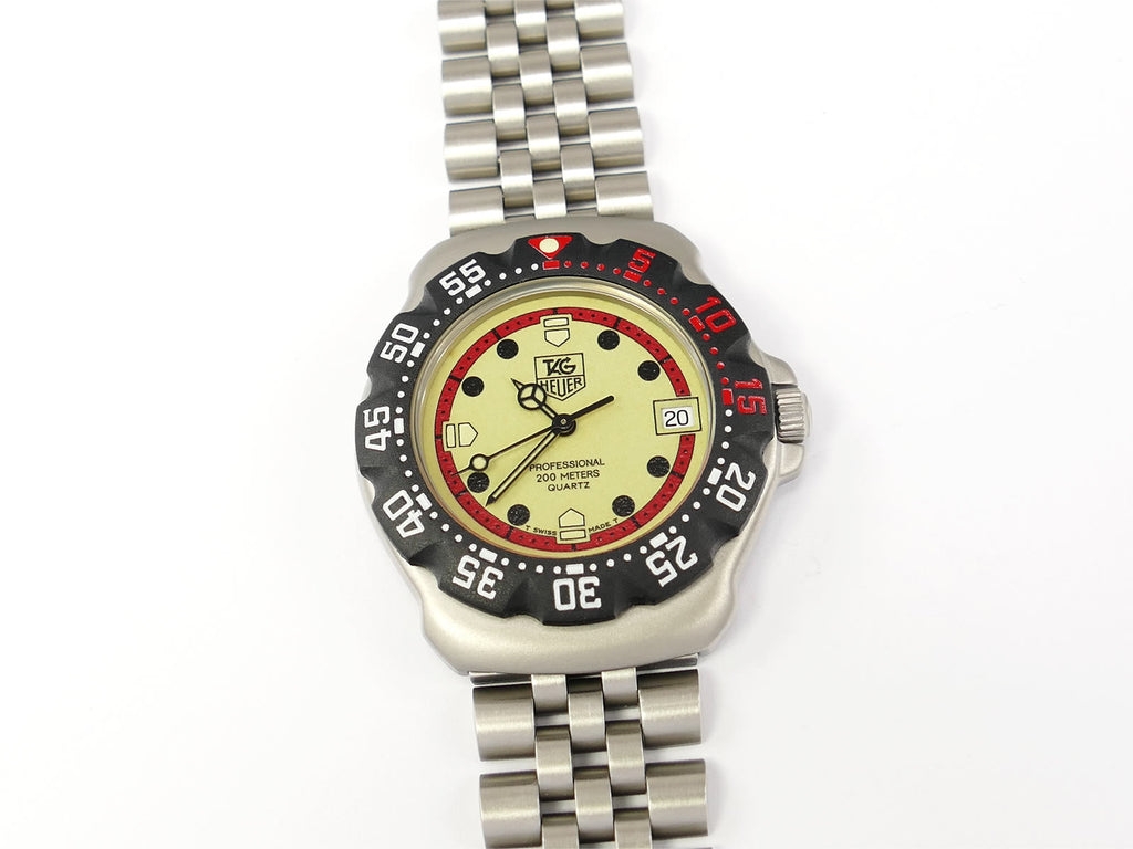 TAG Heuer Formula 1 Luminous Dial Unisex WA1211