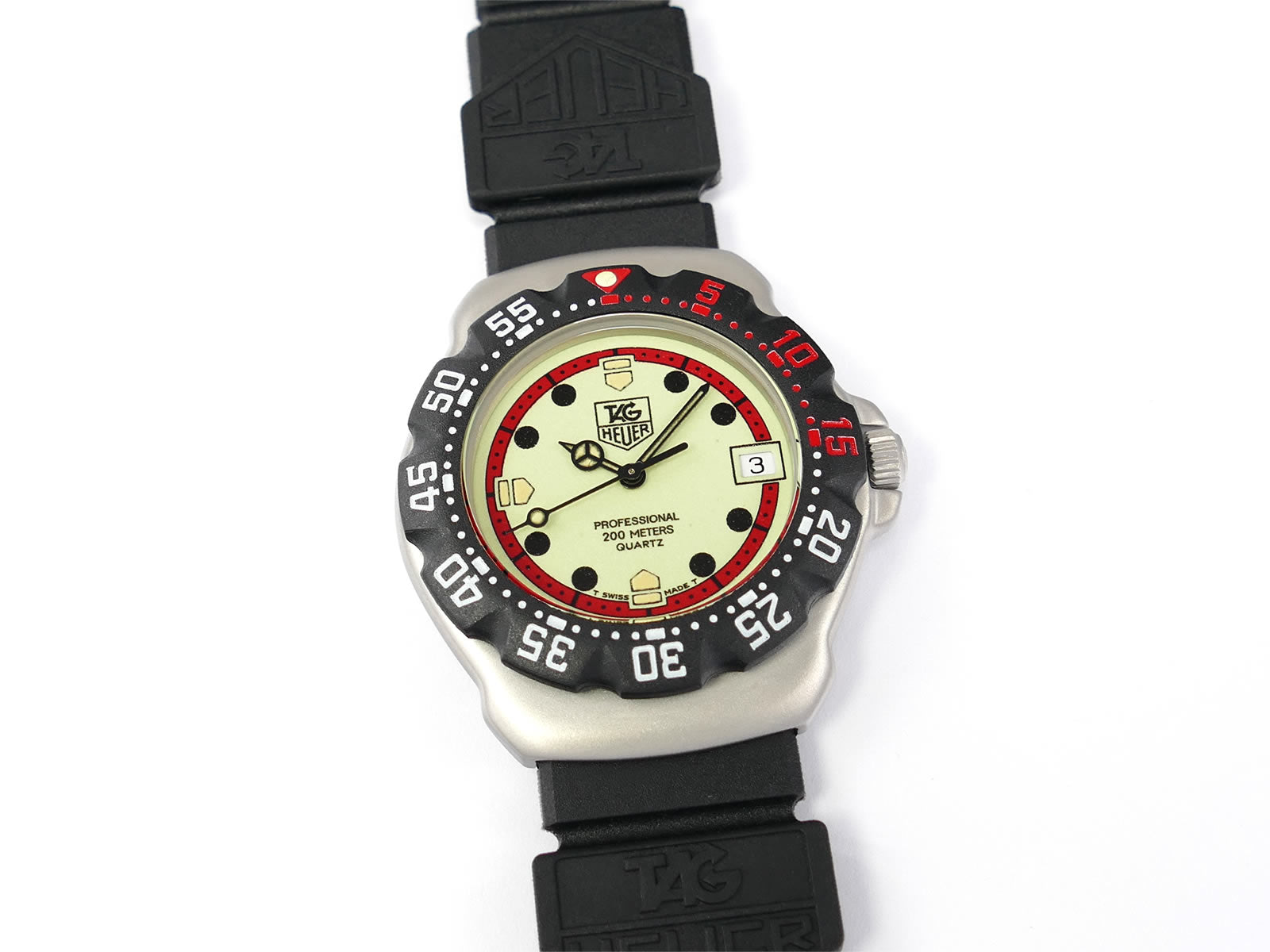 TAG Heuer Formula 1 Luminous Dial WA1211