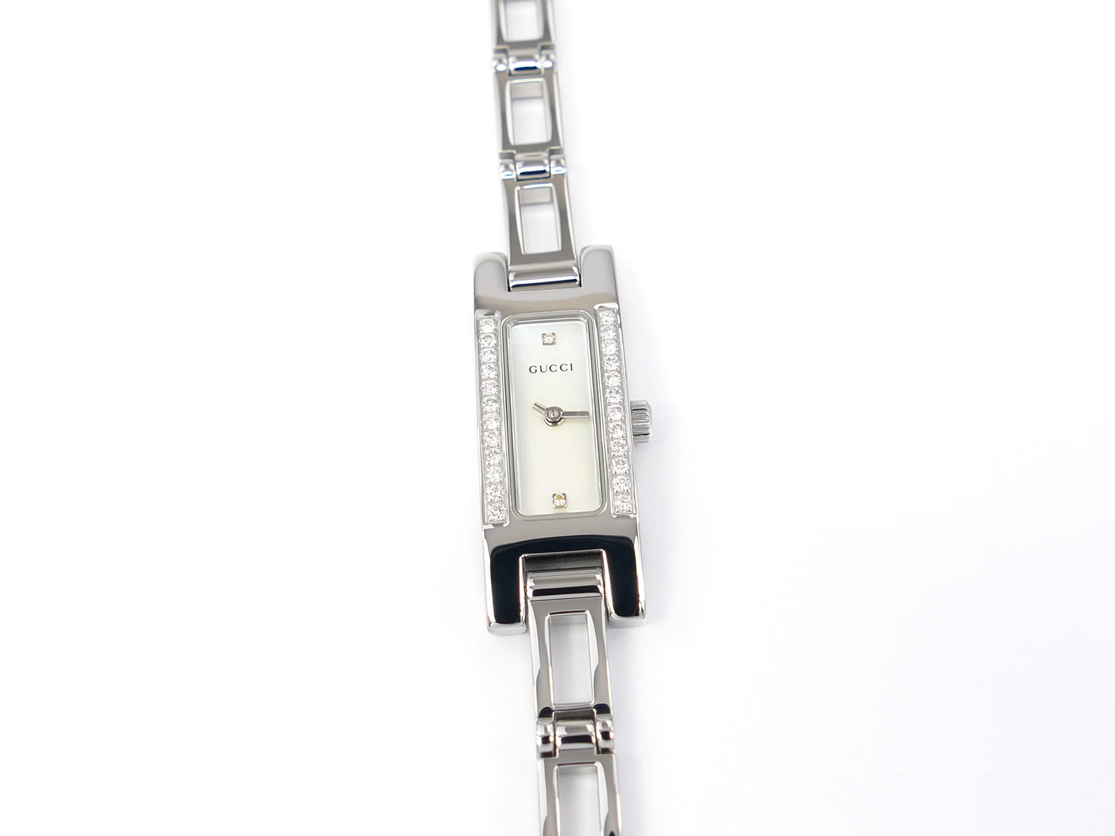 Gucci 3900L White Mother of Pearl Rectangular Dial with 2 diamonds