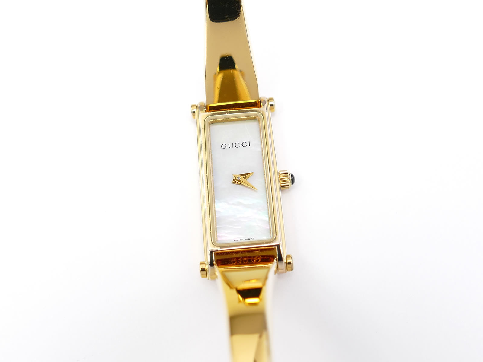 Gucci 1500L White Mother of Pearl Dial with 18k Gold Plated Bangle