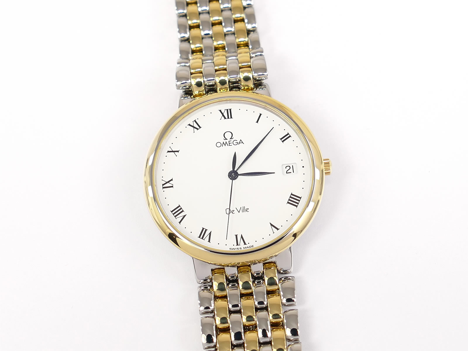 Omega De Ville White Roman Numeral Dial 7220.23.00