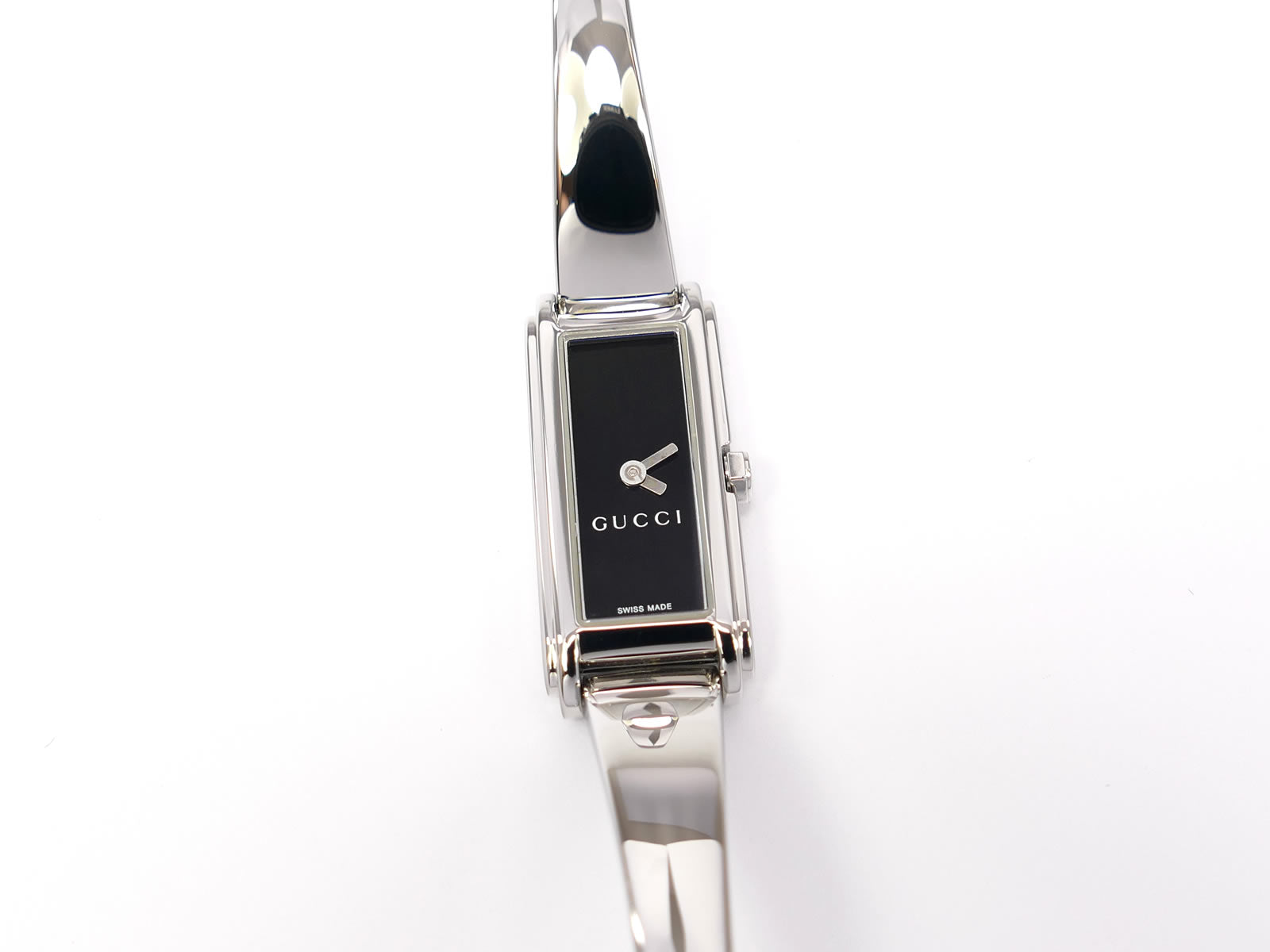 Gucci G-Line 109 Black Sunburst Dial YA109522
