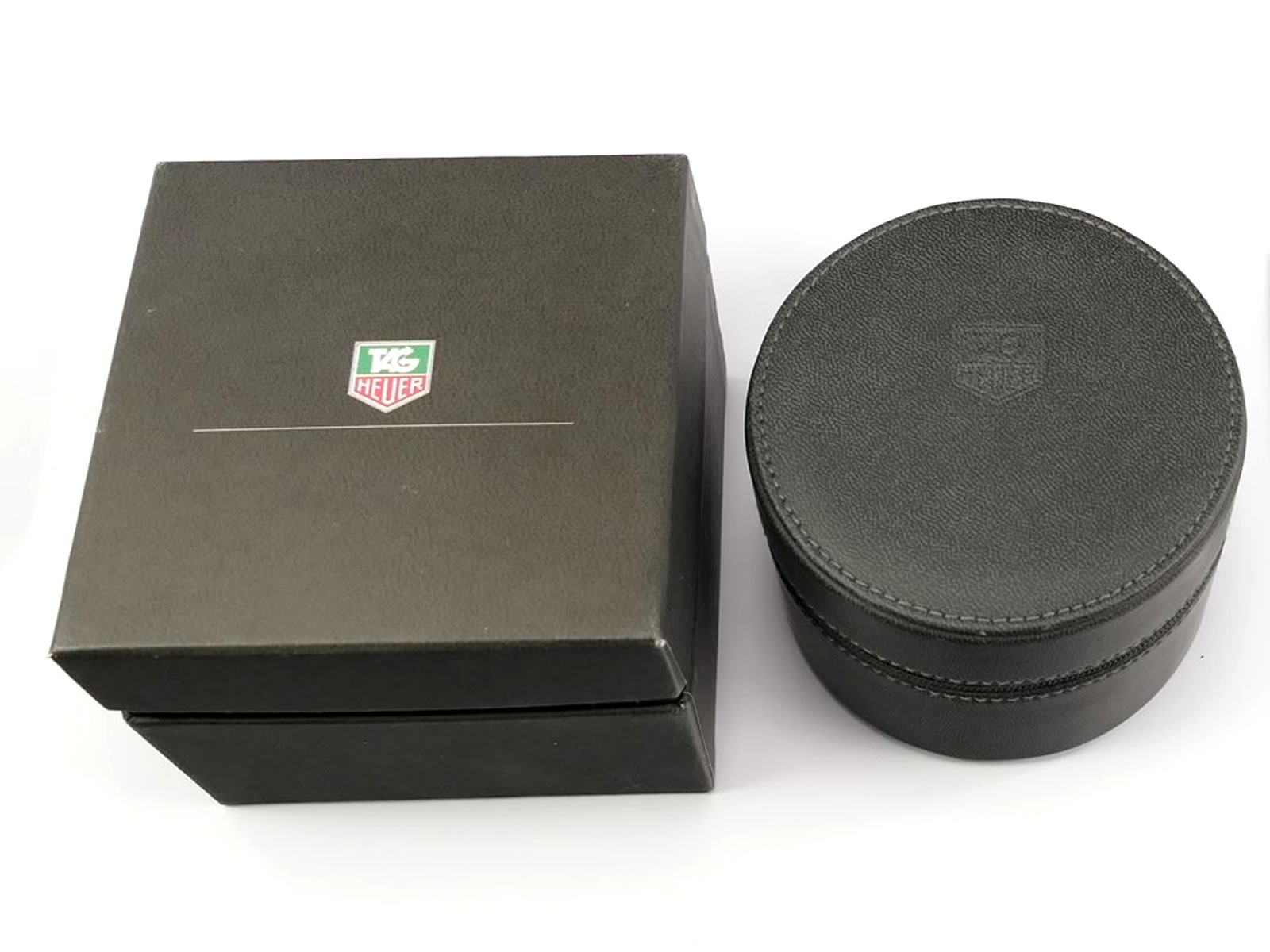 Presented in a TAG Heuer box set