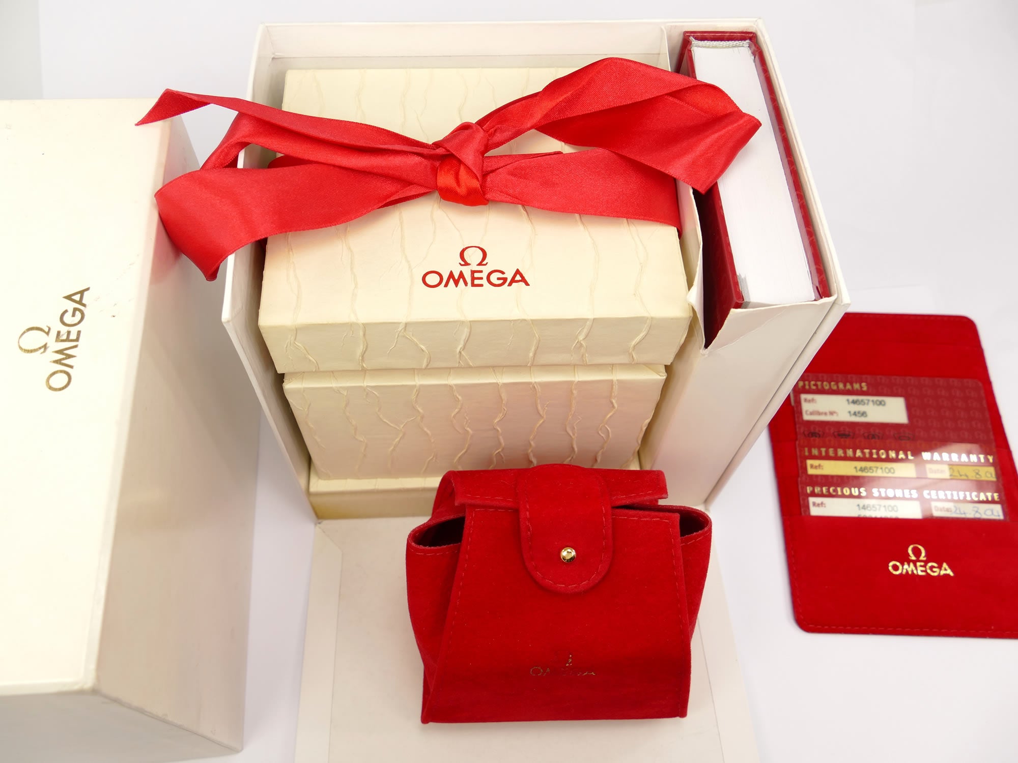 Omega Constellation 1465.71.00 box & papers