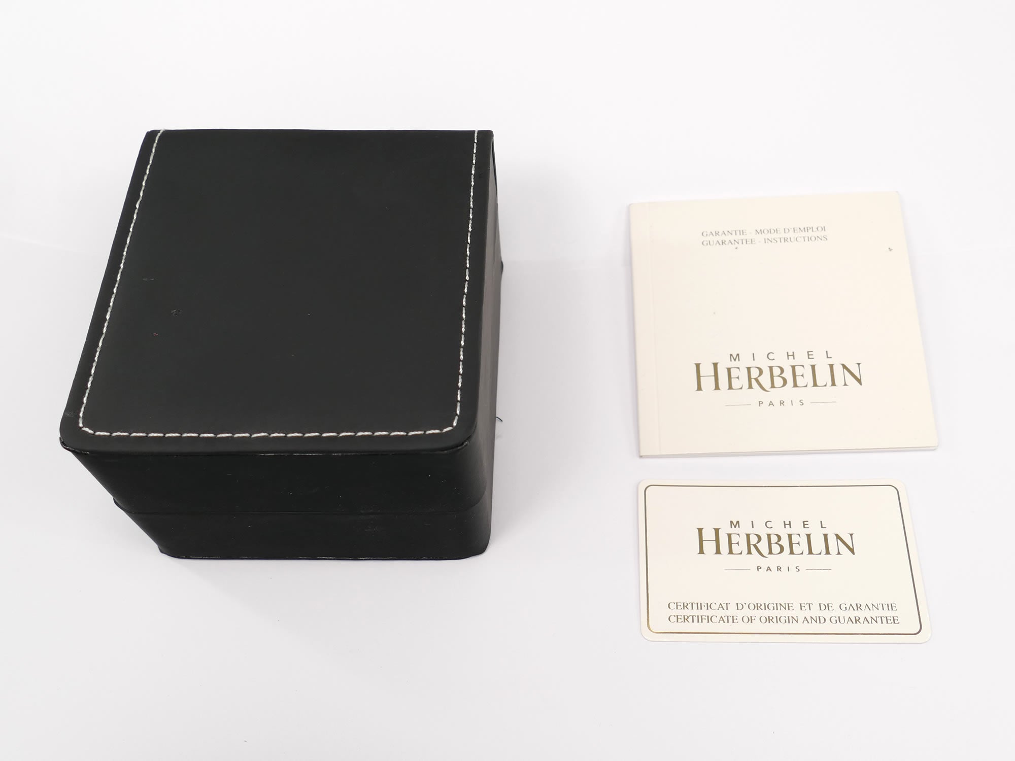 Michel Herbelin Perles 1079.B with papers