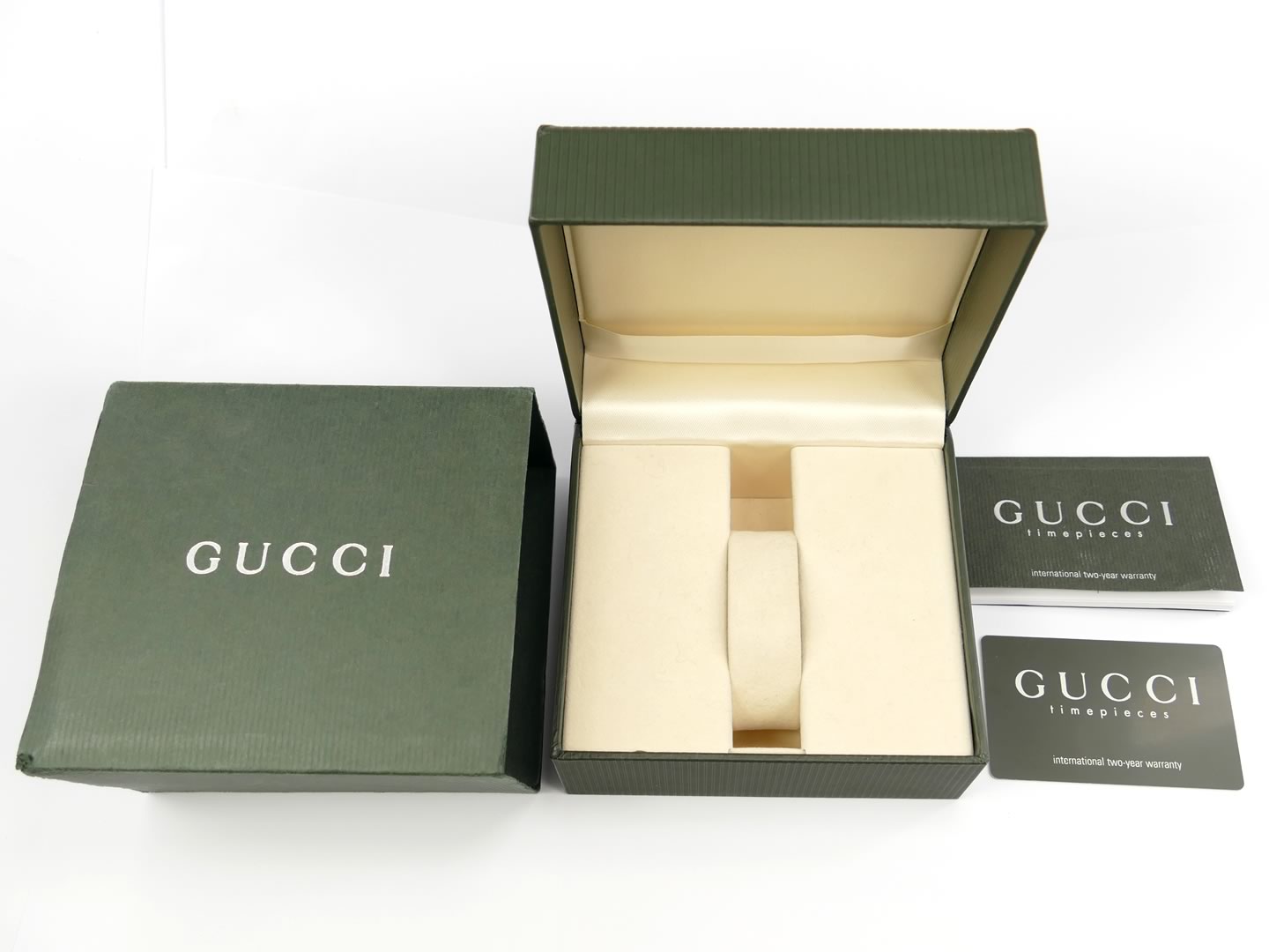 Gucci 1500 L Black Dial 18k Gold Plated box and papers