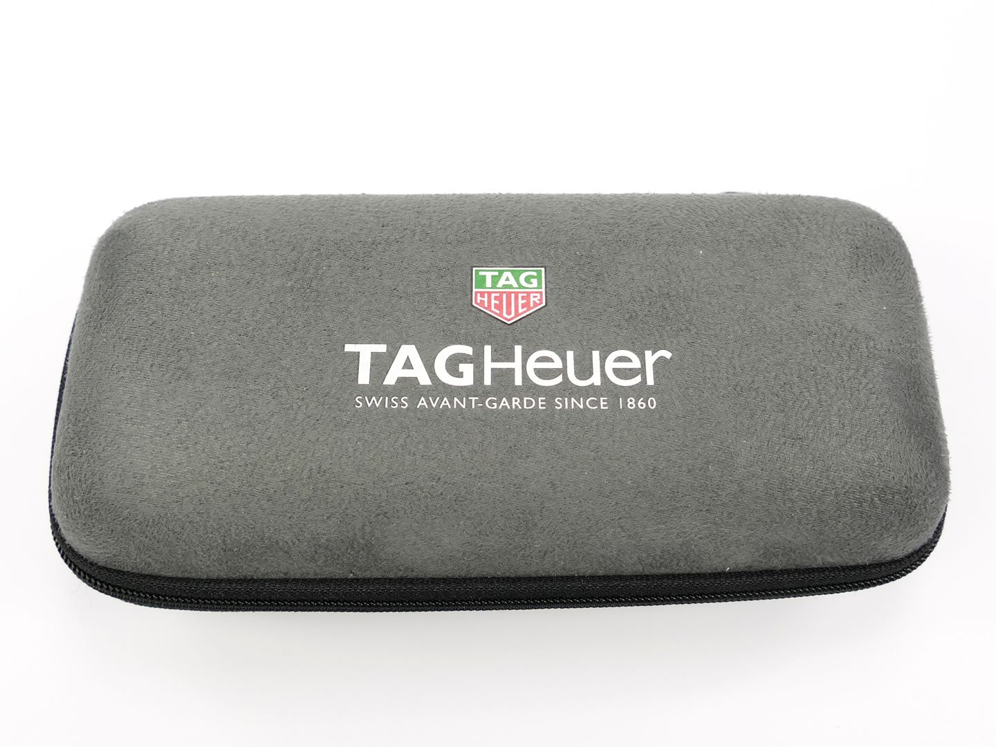 TAG Heuer service box