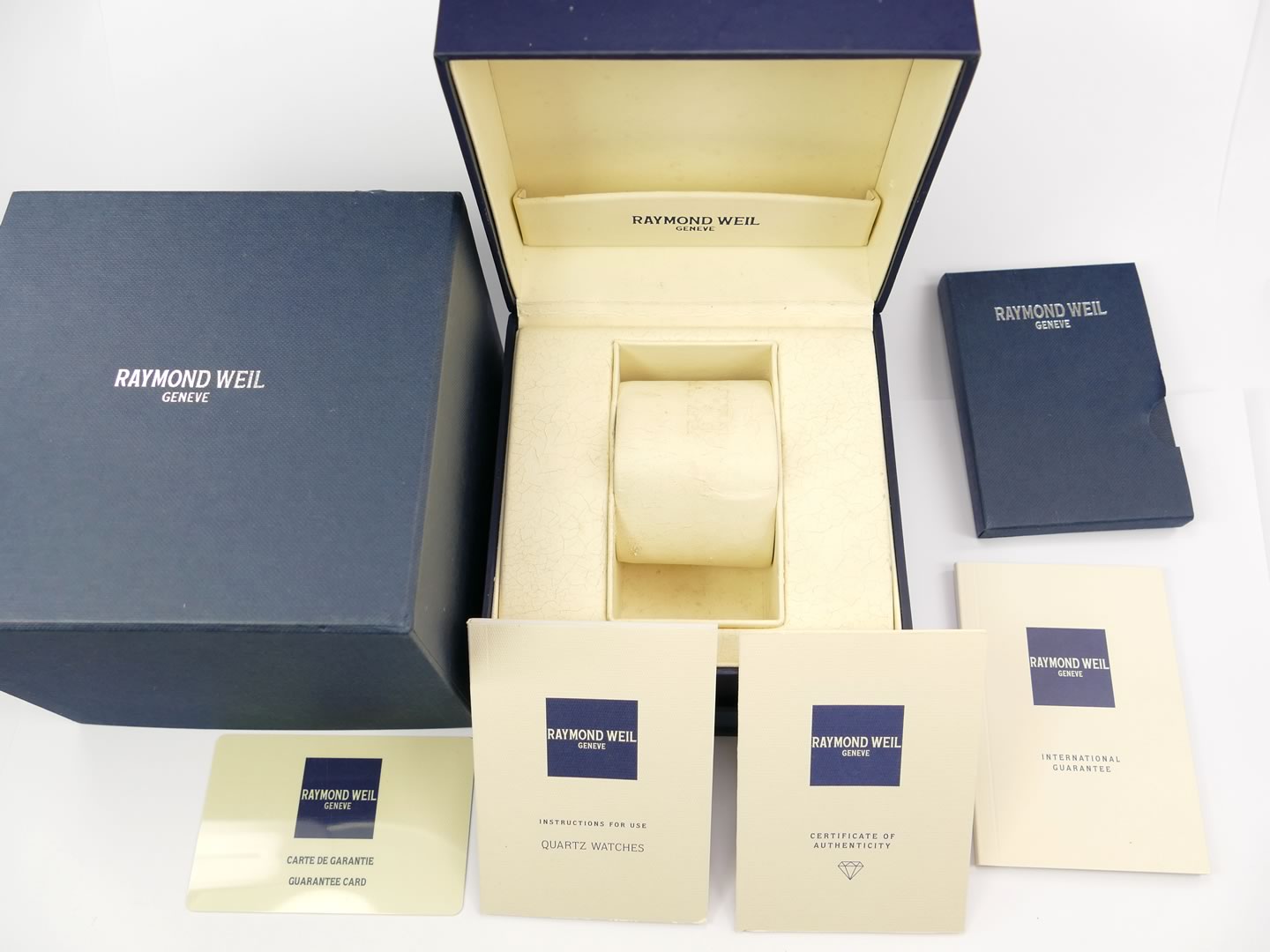 Raymond Weil Tango White 5971-ST-00995 box and papers