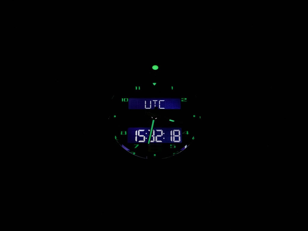 Breitling Exospace B55 white back light and luminosity