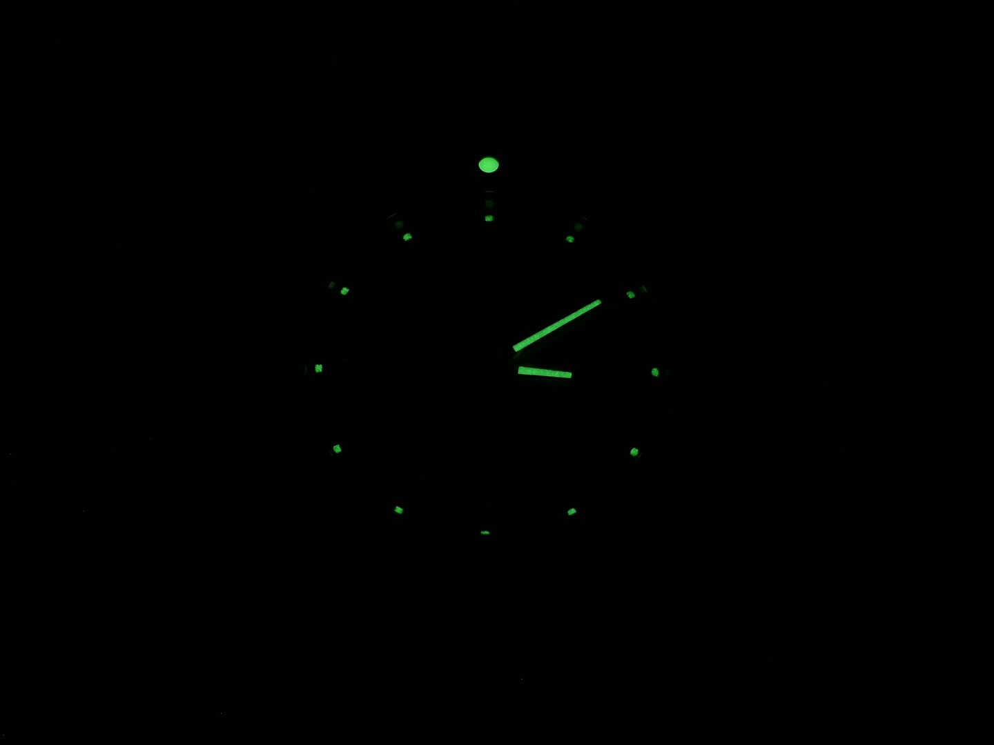 TAG Heuer Link Blue WJ1112.BA0570 night time luminosity
