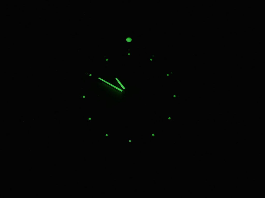 TAG Heuer Link WJ1111.BA0570 night time luminosity