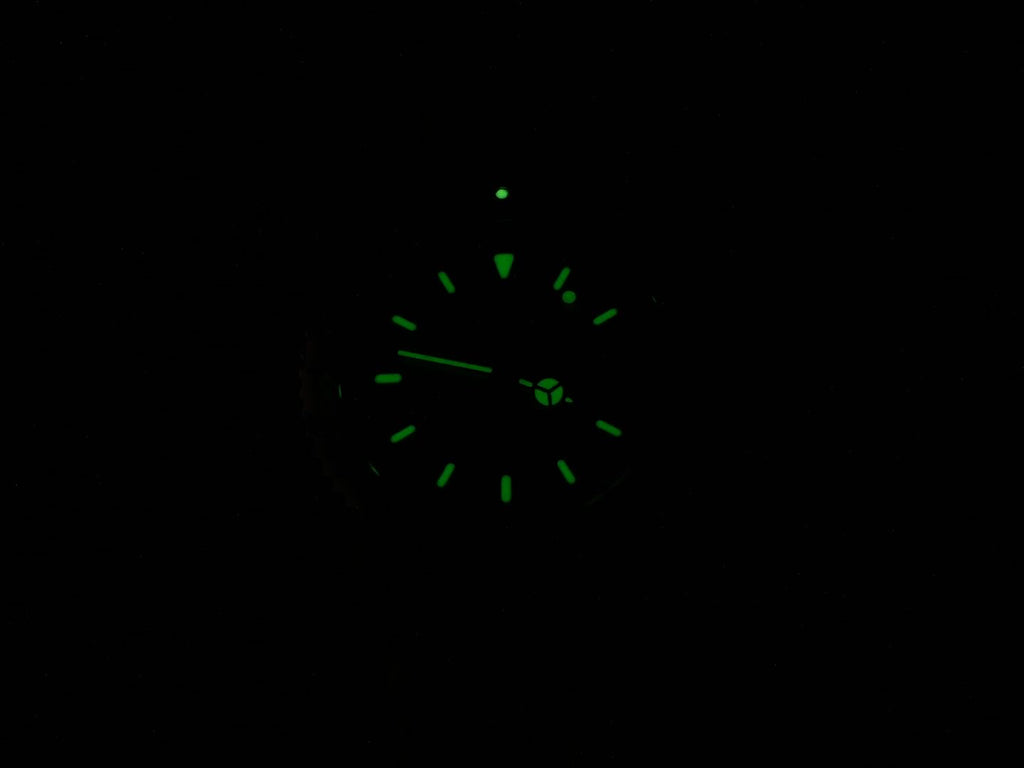 TAG Heuer SEL Grey WG1213-K0 night time luminosity