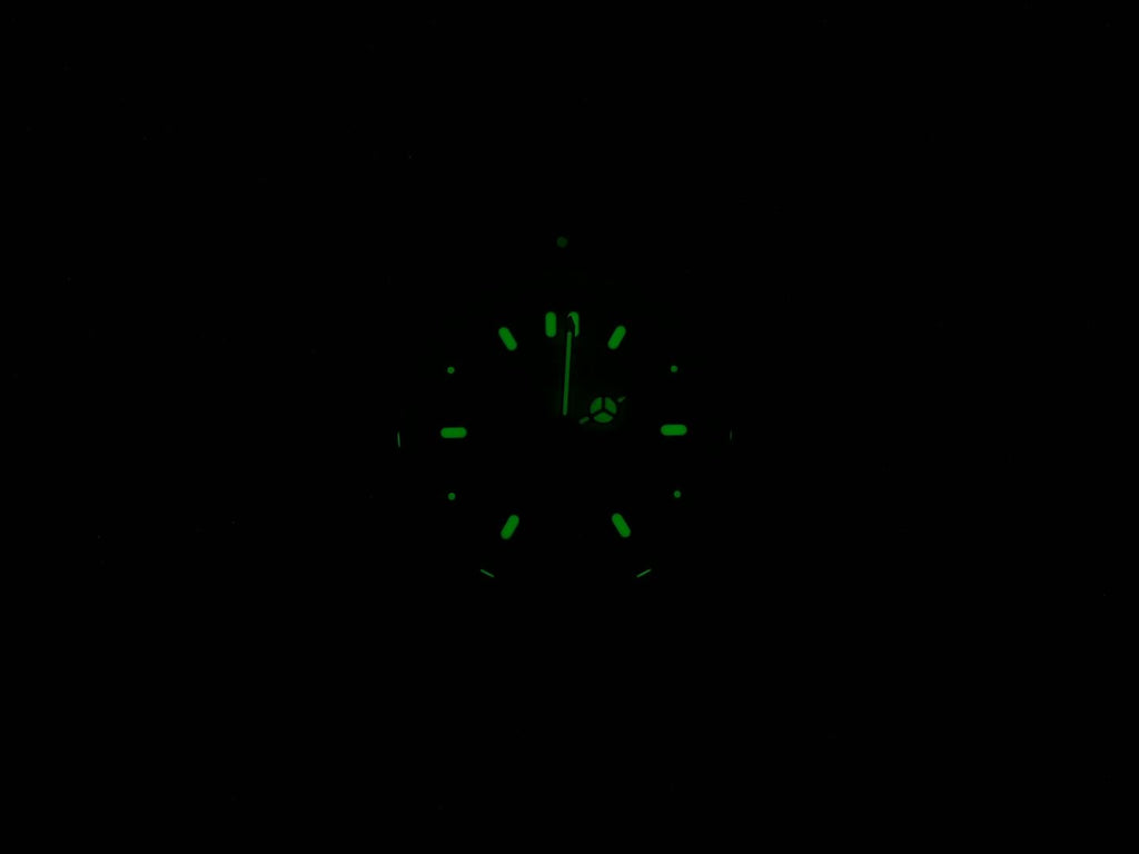 TAG Heuer SEL Chronograph CG1111-0 night time luminosity