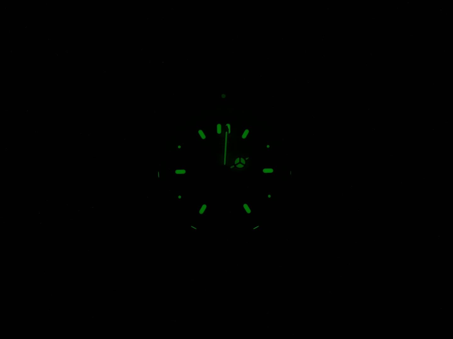 TAG Heuer SEL Chronograph CG1111-0 night time luminosity