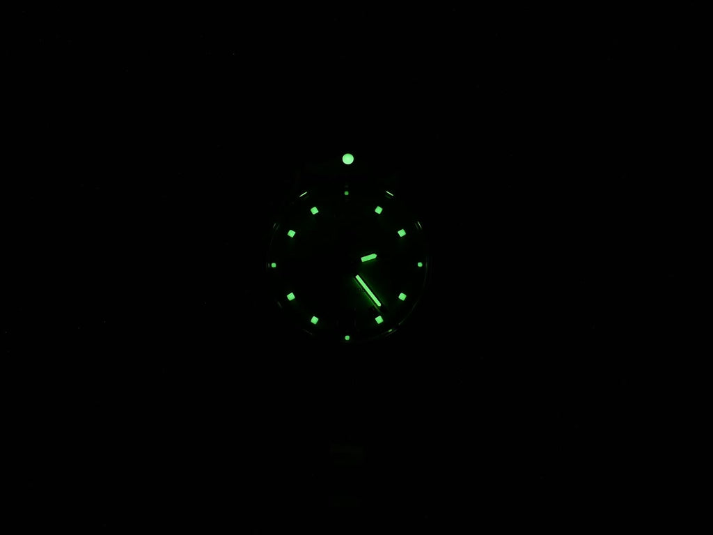 TAG Heuer 2000 Exclusive WN1353 night time luminosity