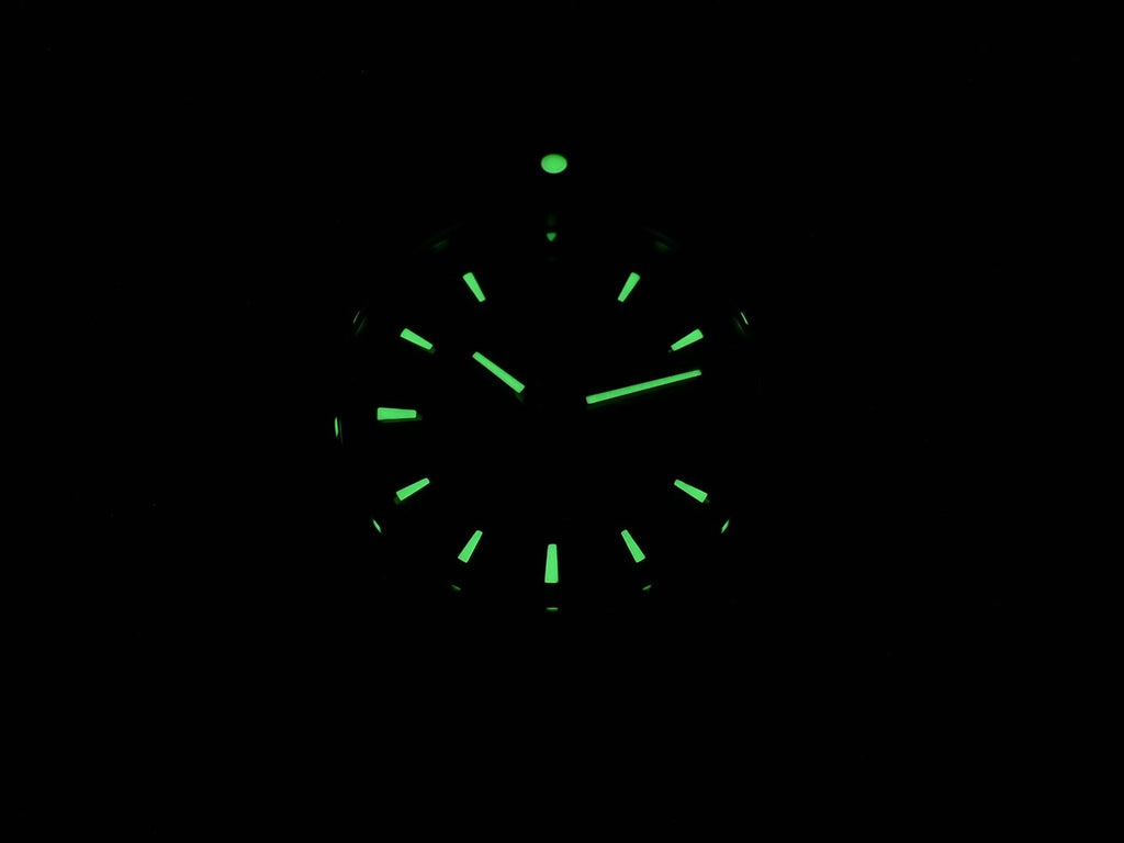 TAG Heuer Aquaracer WAF1113.BA0801 night time luminosity