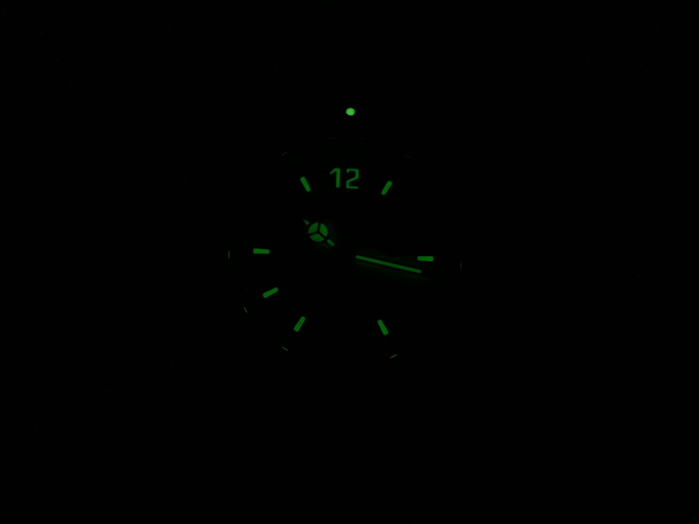 TAG Heuer 2000 CK1111 night time luminosity