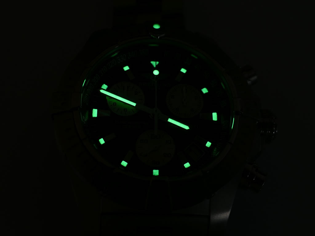 Breitling Avenger Seawolf A73390 night time luminosity