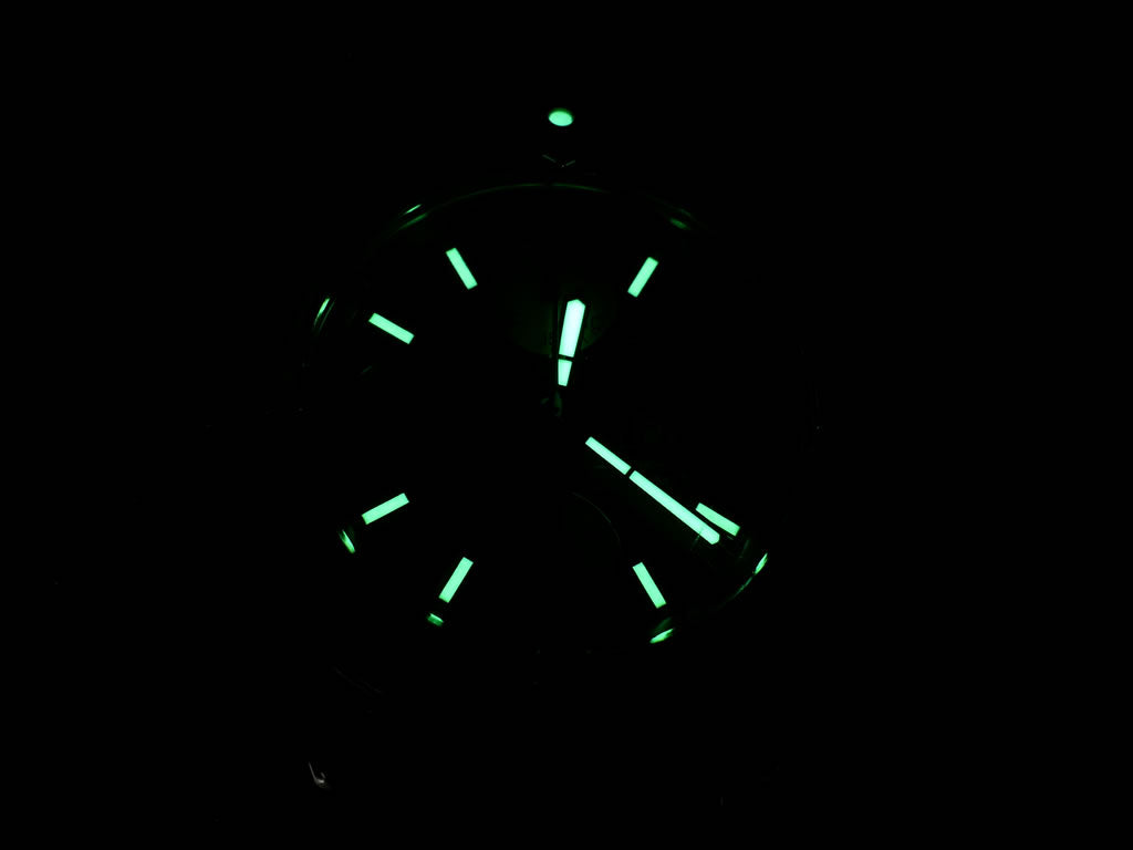 Breitling Superocean A13340 night time luminosity