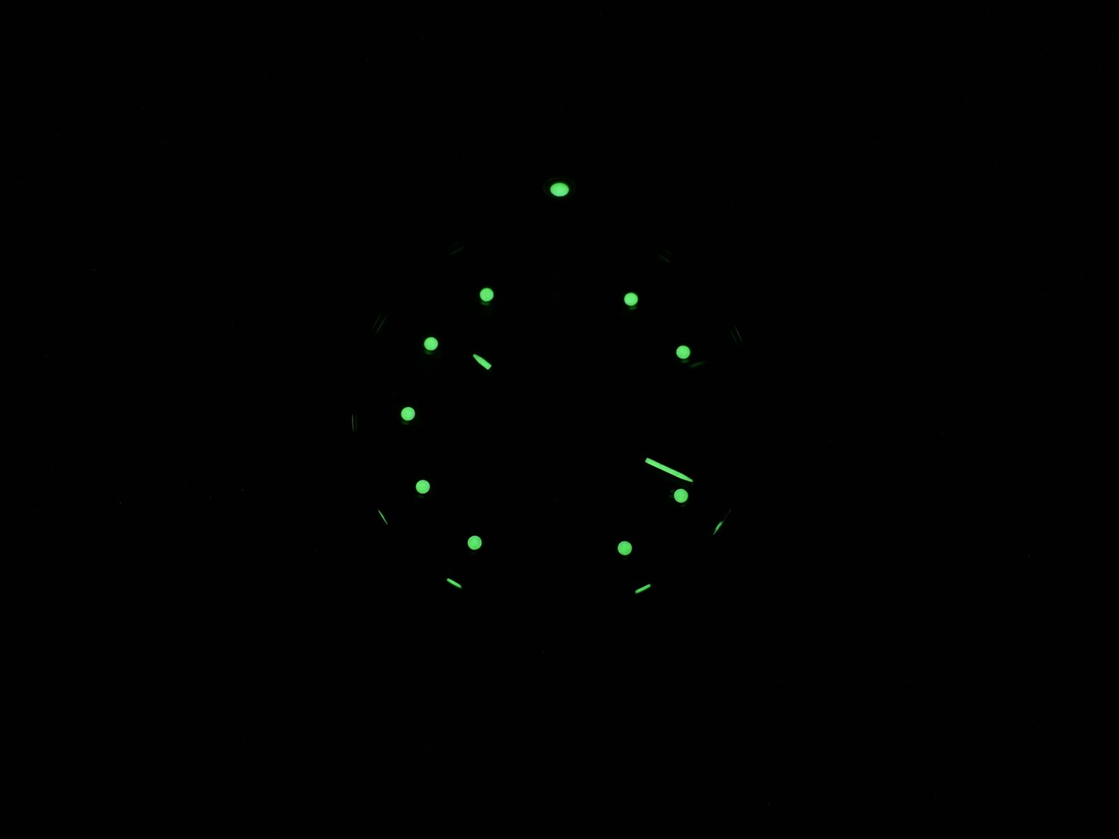 TAG Heuer Kirium WL111D.BA0700 night time luminosity