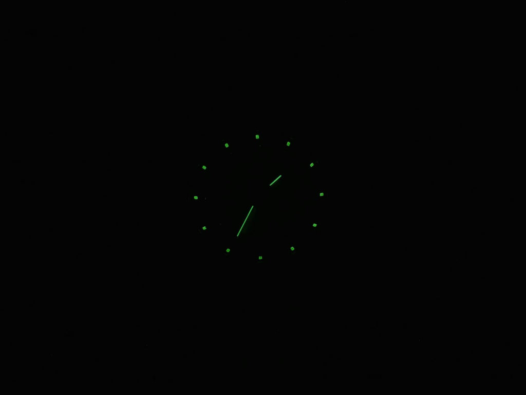 TAG Heuer Carrera WV1411.BA0793 night time luminosity
