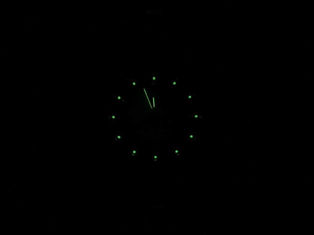 TAG Heuer Carrera WV2450.BA0797 night time luminosity