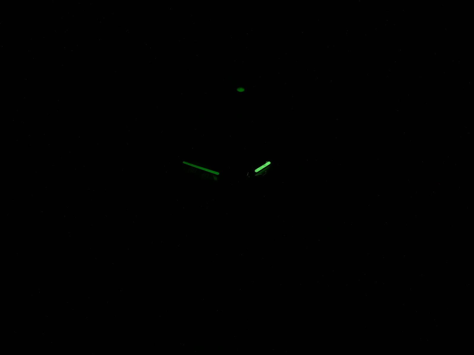 Breitling Chronomat B13050.1 night time luminosity